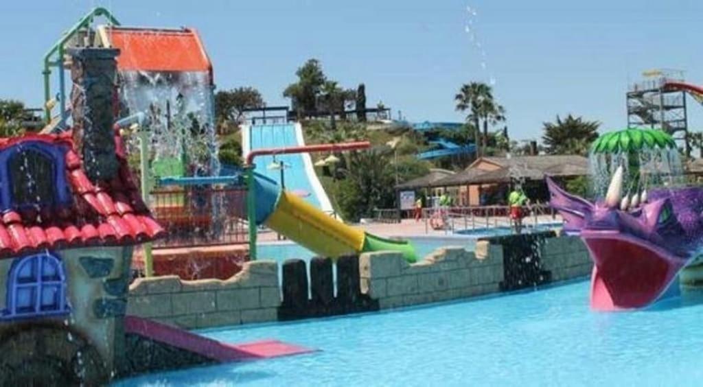 Casa La Zenia Elite Townhouse With Shared Pool And 10 Minutes Walk To Beach Villa Orihuela Exterior foto